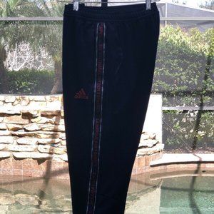 ADIDAS MESSENGER STRIPE POLYESTER JOGGER SWEATPANTS (LARGE) [PREOWNED]